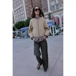 [국내배송정품] ZARA 페이크 레더 디테일 봄버 재킷 - 샌드