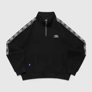 [엄브로] 와플 우먼스 트랙 하프집업 블랙 UR122CFS11BLK 931233