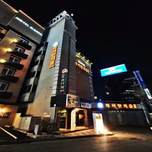 [전북 모텔] 전주 중화산동 화려한외출Ⅱ (전주 완산구,완주)