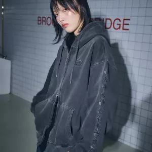 [2-WAY] 슬리브 스타 피그먼트 후드 집업 스모크블랙