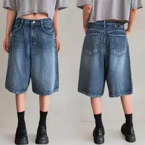 여성 힙무드 중청 워싱 5부 데님 반바지