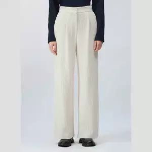 [롯데백화점]리스트 코듀로이 원턱 와이드 팬츠(TWWSLO82210)