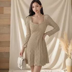 [하프클럽/]여성 프릴 플레어 미니 원피스 봄 하객룩 슬림핏 밑단 트임