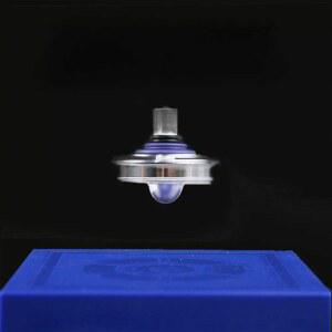 공중부양 팽이 자기부상 매직 비행 공중 접시 UFO팽이 은색 헬멧 과학 교육 소년 완구