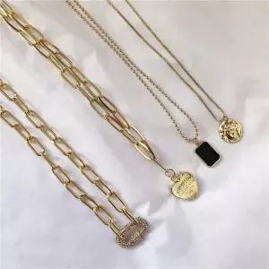 [셀러에이드]이니셜 체인 스테인리스 겹레이어 목걸이 여성용 트렌디 쥬얼리