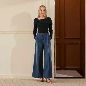 [롯데백화점]에고이스트 [BL] 와이드 턱 속기모 데님 팬츠(ER4ODP02)