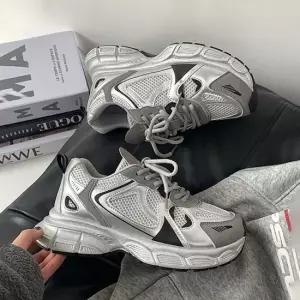 여성 키높이 운동화 편한 커플 메쉬 어글리 슈즈 어글리스니커즈 여자스니커즈