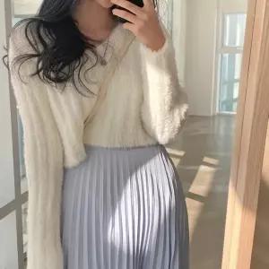 [신세계라이브쇼핑][옷자락] 여자 데일리 데이트룩 여리여리 앙고라 풀오버 니트