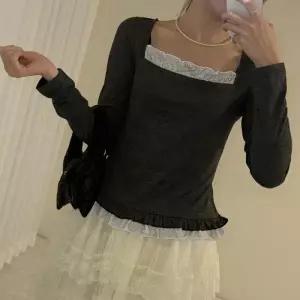 여자 레이스 리본 레이어드 프릴 여리 티셔츠