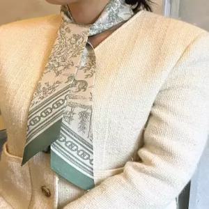 헤지스 액세서리 [BEST패턴][뜨왈드주이] Toile de Jouy 그린 쁘띠 실크 스카프 HISC5E310E1