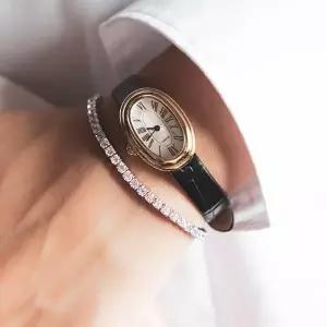 [로이드](센텀시티점)어썸 오벌 시계 블랙 크로크 LL2G25803XGB