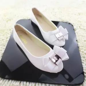 여성 봄 리본구두 데일리 에나멜 플랫슈즈 여성단화 단화 여자리본슈즈 플랫슈즈