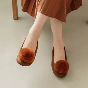 토끼털 방울 퍼 스웨이드 플랫슈즈 겨울 단화 AB668 2257905 J