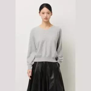 [롯데백화점]시슬리 캐시 블렌드 홀가먼트 브이넥 니트 SAKP43561