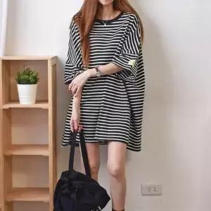 [라일리여성의류] Rly 여성 엉덩이덮는 반팔롱티셔츠 박스티 스트라이프