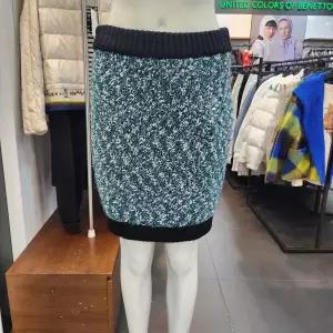 [베네통]보카시니트스커트(BASK60261)_DG