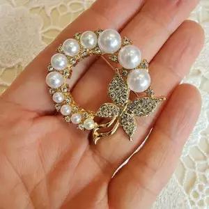 [골드스마일]진주 큐빅 장식 브로치 코사지 스카프 머플러 리본 악세사리
