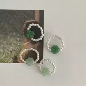 [골드스마일]진주 장식 반지 그린 컬러 행운의 가방걸이 소품 액세서리