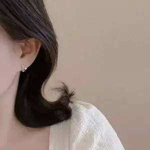 [골드스마일]원데이 리프트 진주 드롭 귀걸이 여성용 세련된 디자인