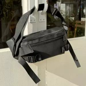 남성용 웨이스트 파우치 데일리 슬링백 크로스백 가방 여행용힙색 허리백 남자슬링백