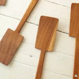 티크나무 직각 스페츌러 볶음주걱 1p우드스패출러 밥주걱 가정용 옷칠 칠밥 고급 고급밥 조리도구 스출러