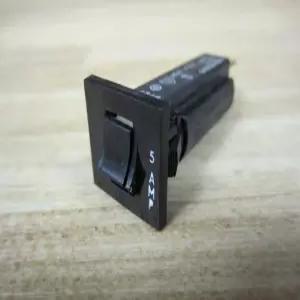 포터 앤 브럼필드 W28-XQ1A-5 열 차단기 1극 5암페어 250V