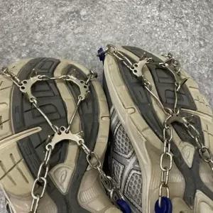 스파이크 아이젠 눈길 체인 크롤러