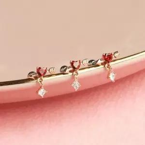 낱개판매) 하트헌터 귓바퀴 드롭 피어싱 피어싱 크리스탈귀걸이 럭셔리피어싱 블링 큐빅