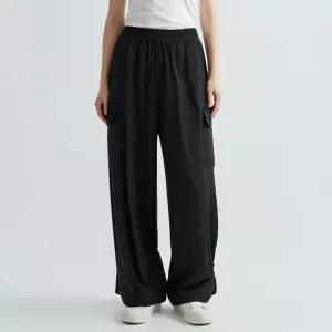 여성 밴딩 체형커버 링클프리 카고 바스락 팬츠 EGG-WPT-20778-블랙