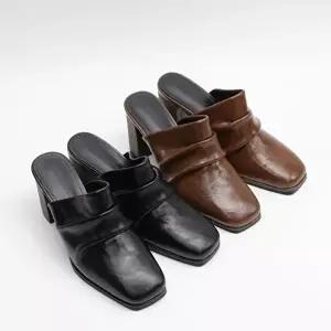 [엄지척]패션 067FWR92 여성 베이직 가죽 뮬 120999 구두 슬리퍼 샌들