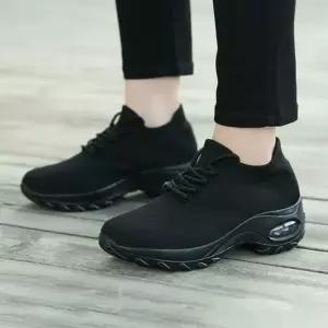 여자 삭스핏 니트 경량 에어쿠션 스니커즈