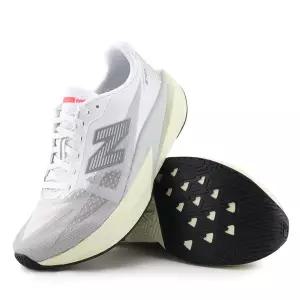 [뉴발란스][국내매장판] 뉴발란스 여성 런닝화 레벨 V5 WFCXLD5