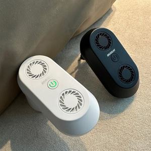 콘센트형 초음파 해충퇴치기 COMBAT  벌레 모기퇴치기