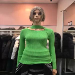 [에고이스트] 언발넥 슬릿 포인트 슬림니트  EQ4KL-162