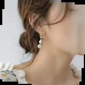 볼귀걸이 써지컬 자연주의 담수진주 심플 두알 매듭 귀걸이