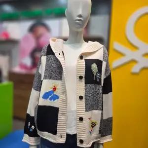 [베네통]모노그램 후드 니트 가디건 BAKCA5561