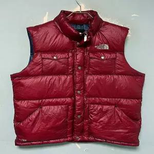 노스페이스700 남자 패딩조끼 포켓 구스 L 100