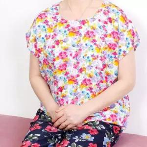 [라일리여성의류] Rly 민소매 여성 아줌마 할머니 엄마 꽃무늬 반팔 티