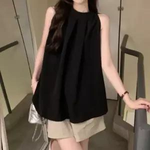 [라일리여성의류] Rly 홀터넥 셔링 주름 플레어 민소매 나시 블라우스