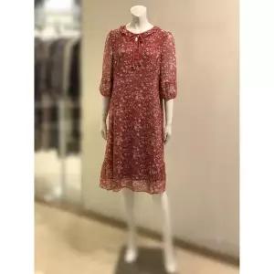 [하프클럽/벨리시앙]벨리시앙 세이브존01 프릴넥 플라워 플레어 원피스(2color) OP5232