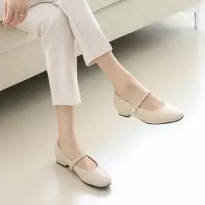 로우 베이직 디자인 장식 플랫슈즈 진주 스트랩 발등 플렛슈즈 메리제인슈즈 리본플랫