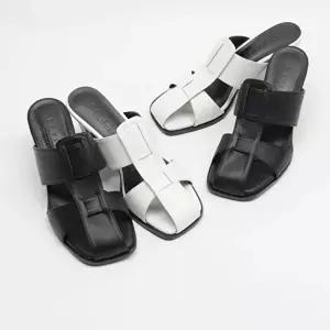 [엄지척]123829 830CSM77 베이직 뮬 패션 여성 여성샌들 통굽 털슬리퍼