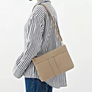 가볍게 들기 좋은 핸드스트랩 미니 클러치백 여성숄더백 미니크로스백