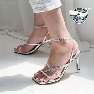 고급스러운 여름 발목스트랩 샌들 구두 키높이 가을스트랩힐 스트랩구두 발목스트랩힐