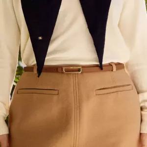 닥스 액세서리 25FW [여성벨트][D Symbol]브라운 골드 D버클 소가죽 여성벨트 DBBE5F804W3