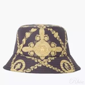 [베르사체] 공용 바로크 프린트 버킷햇 골드 124129598