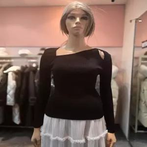 [에고이스트] 언발 넥라인 포인트 슬림핏 골지 니트  ER1KL-260