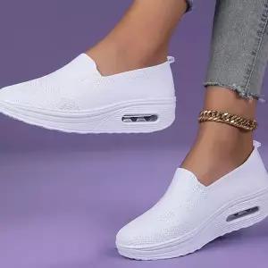 여성운동화 여성 니트슬립온 에어쿠션 끈없는운동화 스니커즈