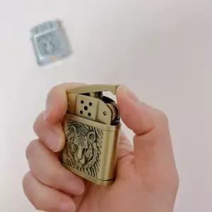 호랑이각인 고급 기름라이터 선물 수집