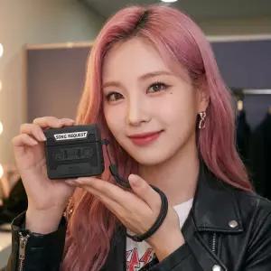 갤럭시 버즈4 프로 레트로 카세트 케이스 호환